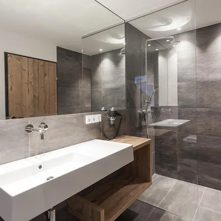 別荘 Alpenchalet Montafon *